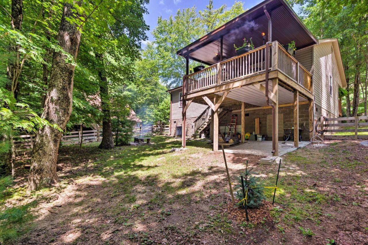 Beech Mountain Home With Covered Deck, Near Skiing! المظهر الخارجي الصورة